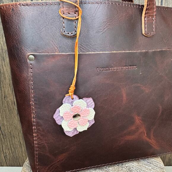 Leather Charm Flower Bag Charm Genuine Leather Purse Keychain NEW FAST SHIP - Picture 1 of 4